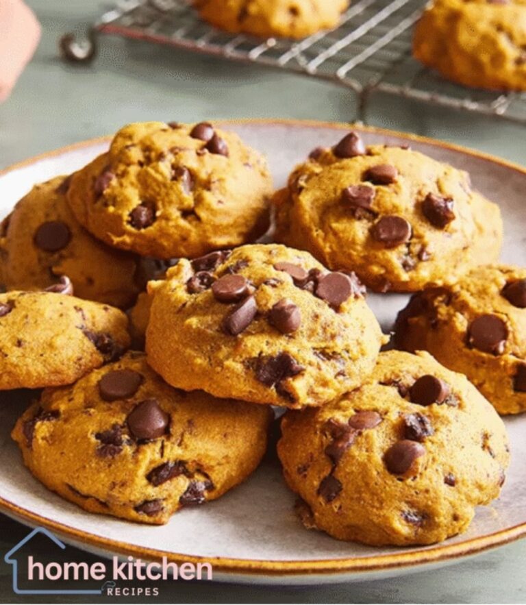 Pumpkin Chocolate Chip Cookies – Soft & Spiced Fall Treats 🍪🎃
